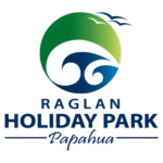Raglan Holiday Park logo